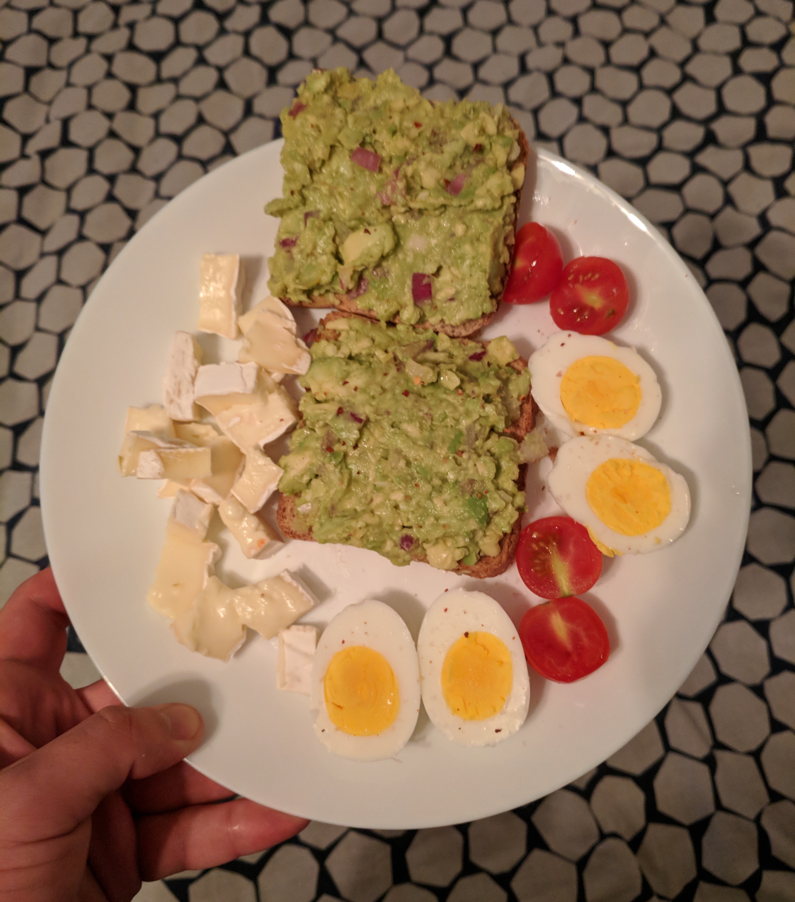 Guacamole cu ouă de țară