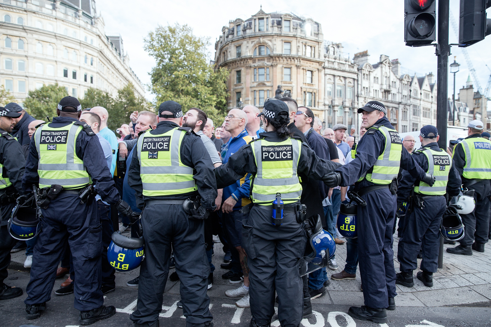 This New Feminist Antifa Group Is Taking on the Far-Right - Broadly