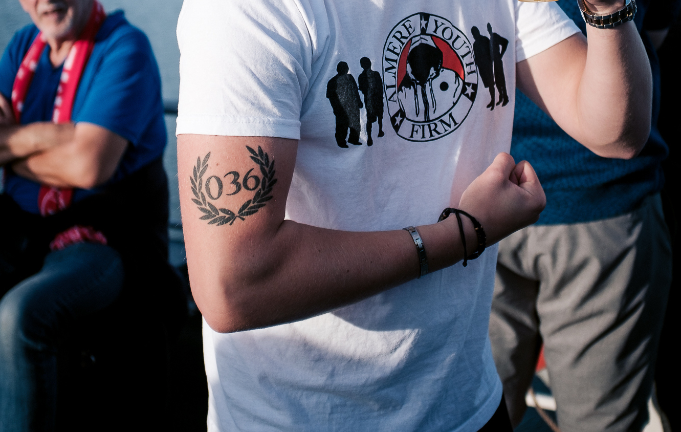 Een 036-tatoeage.