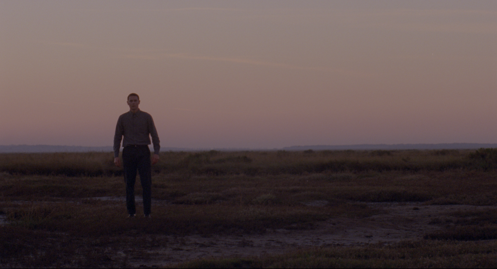 A screenshot from the Matthew Holness horror 'Possum' (2018)