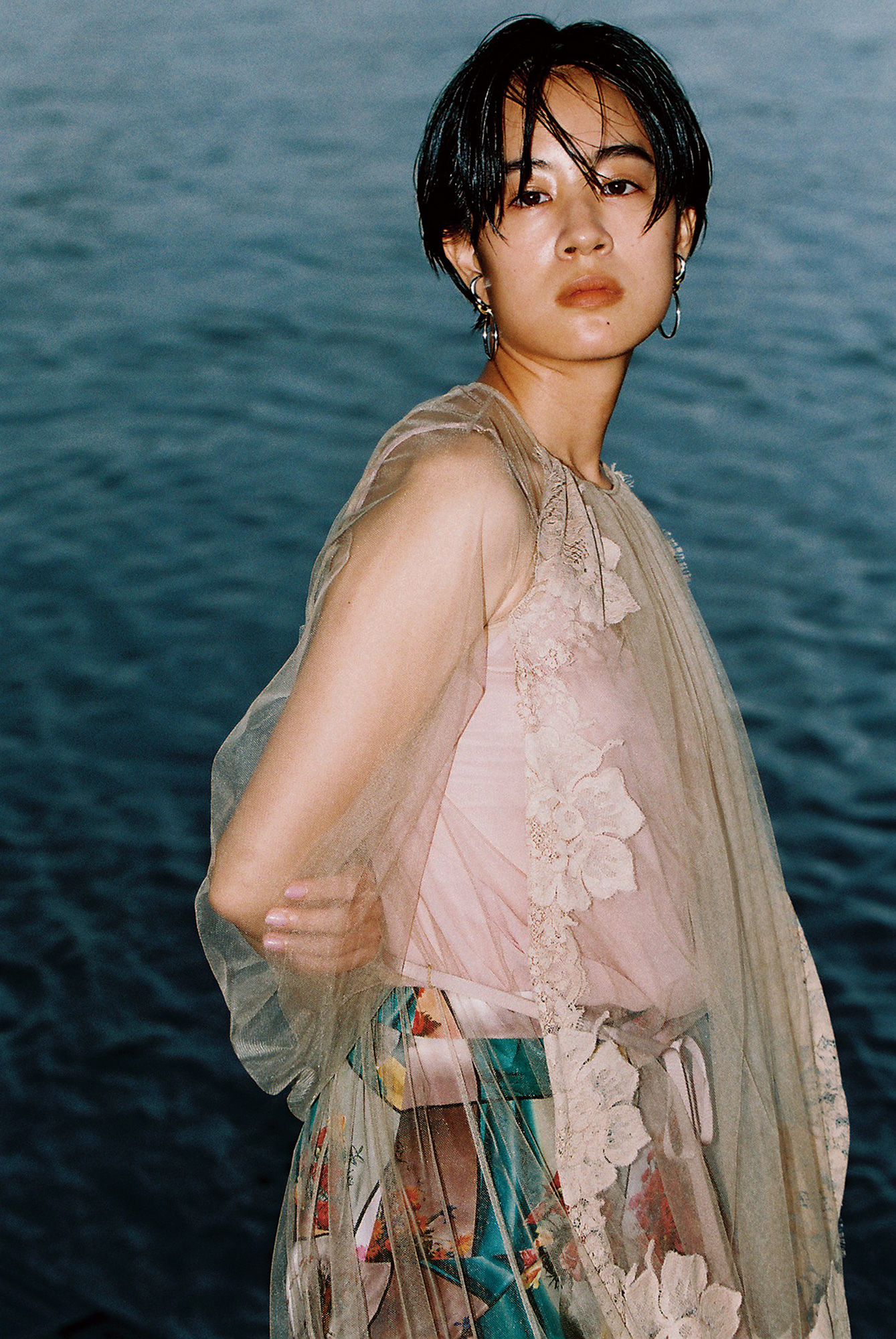 石橋静河 i-D Japan フィメールゲイズ
