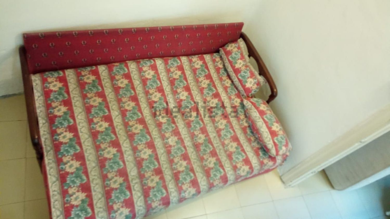 1540378035551-Cama-1