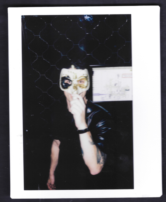 1540815596794-2_PARTY_polaroid_moose_KNUCKLES_berlino_horror_FASHIONSHOW_spaghettiboys_SJECKWESPARTY-5-copia-copia
