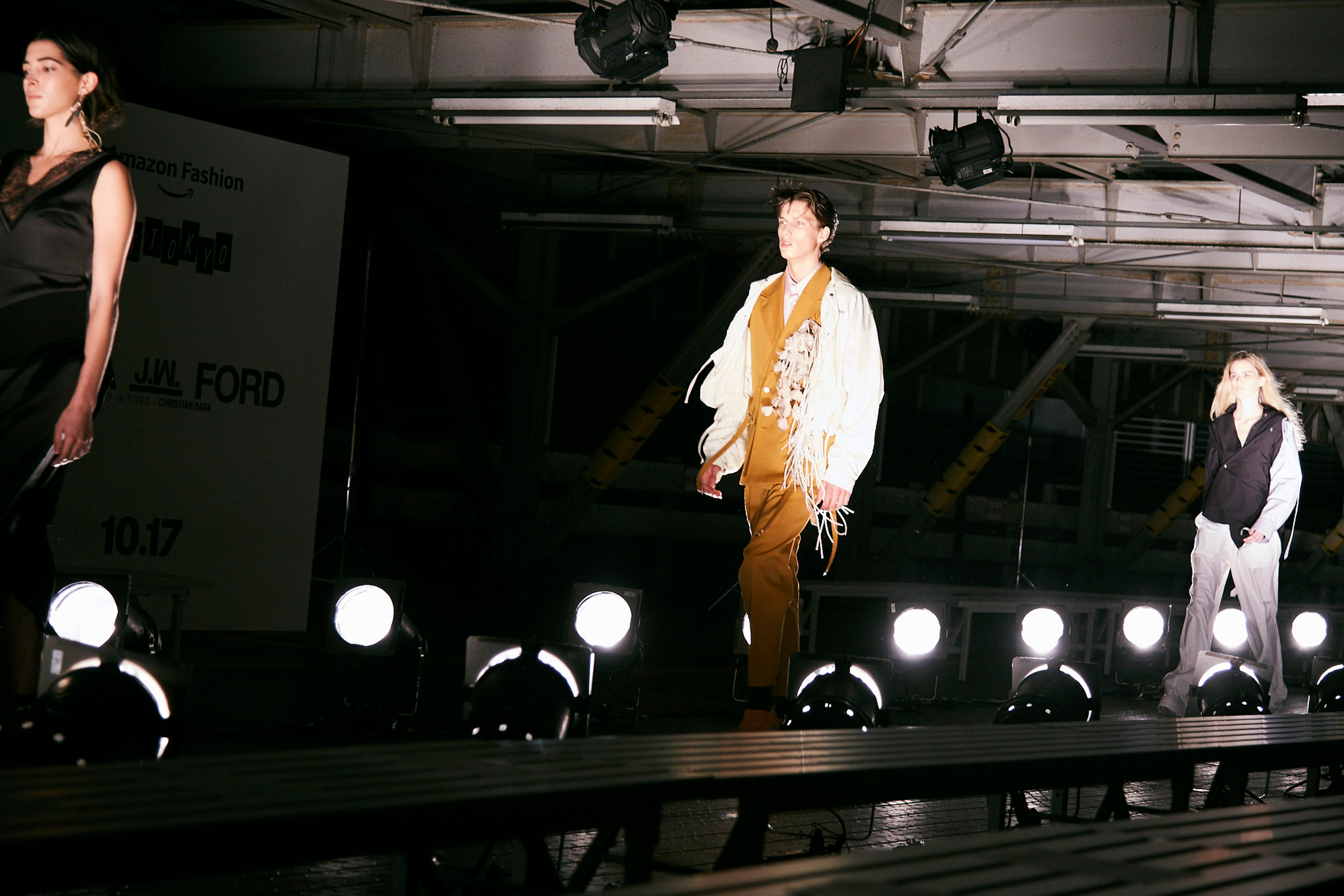 CHRISTIAN DADA、BED j.w. FORD