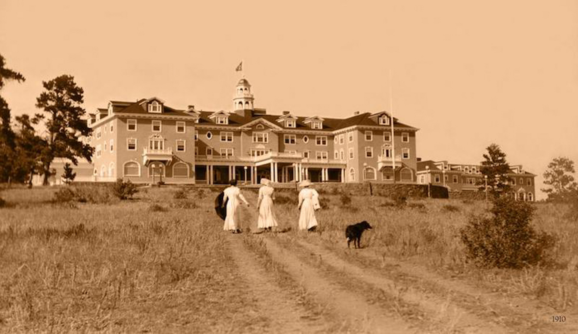 the stanley hotel interior