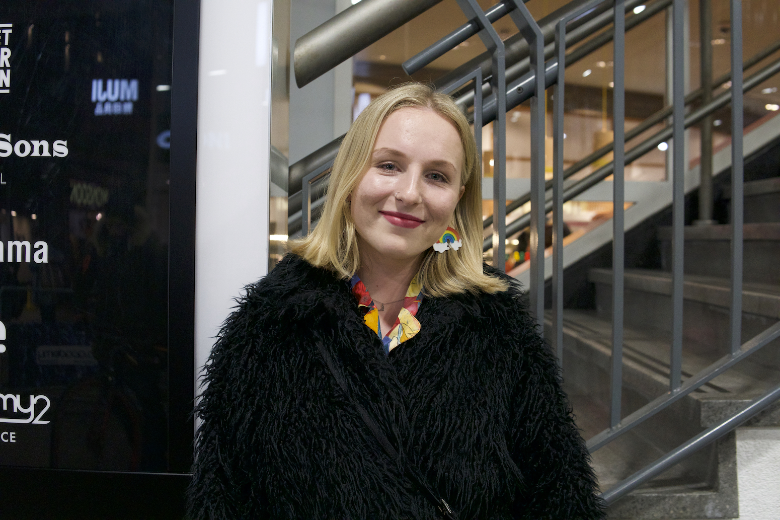 1540896411566-Alexandra