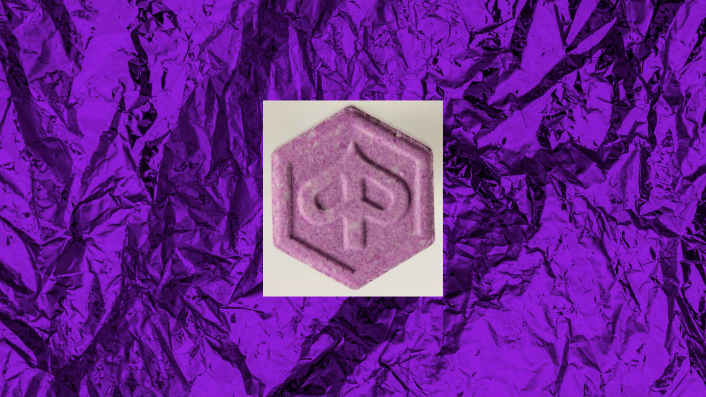 1541176582958-ecstasy-pille-lila-piaggio