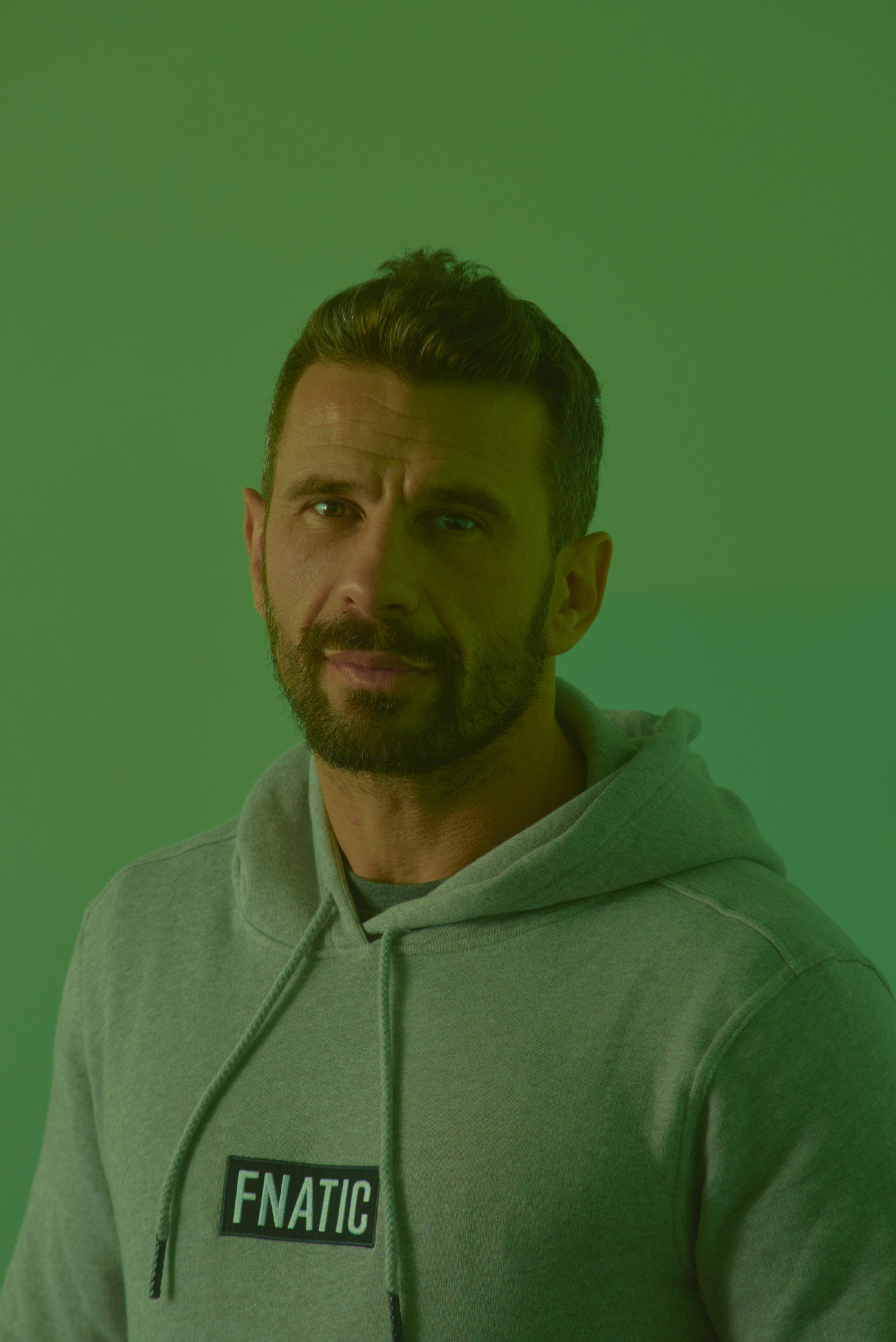 1541509696897-181030_VICE_MANUELFERRARA_020_010-2