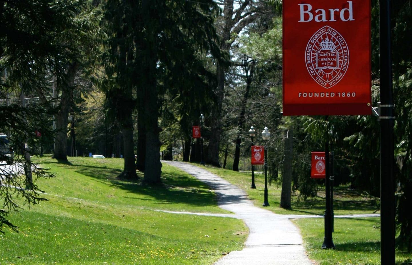 1541782447941-bard-college-grounds