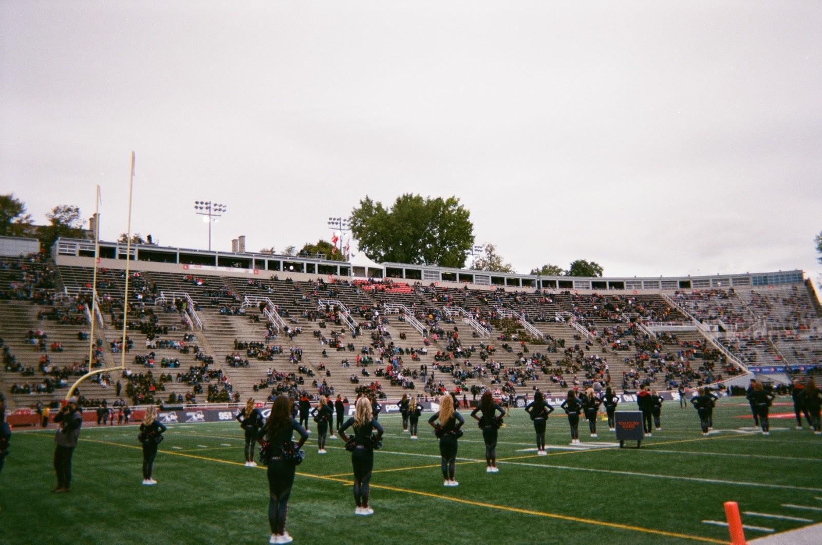Cheerleaders Alouettes