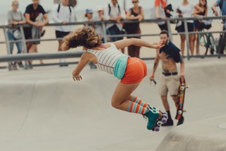 Michelle dropping in the skate bowl