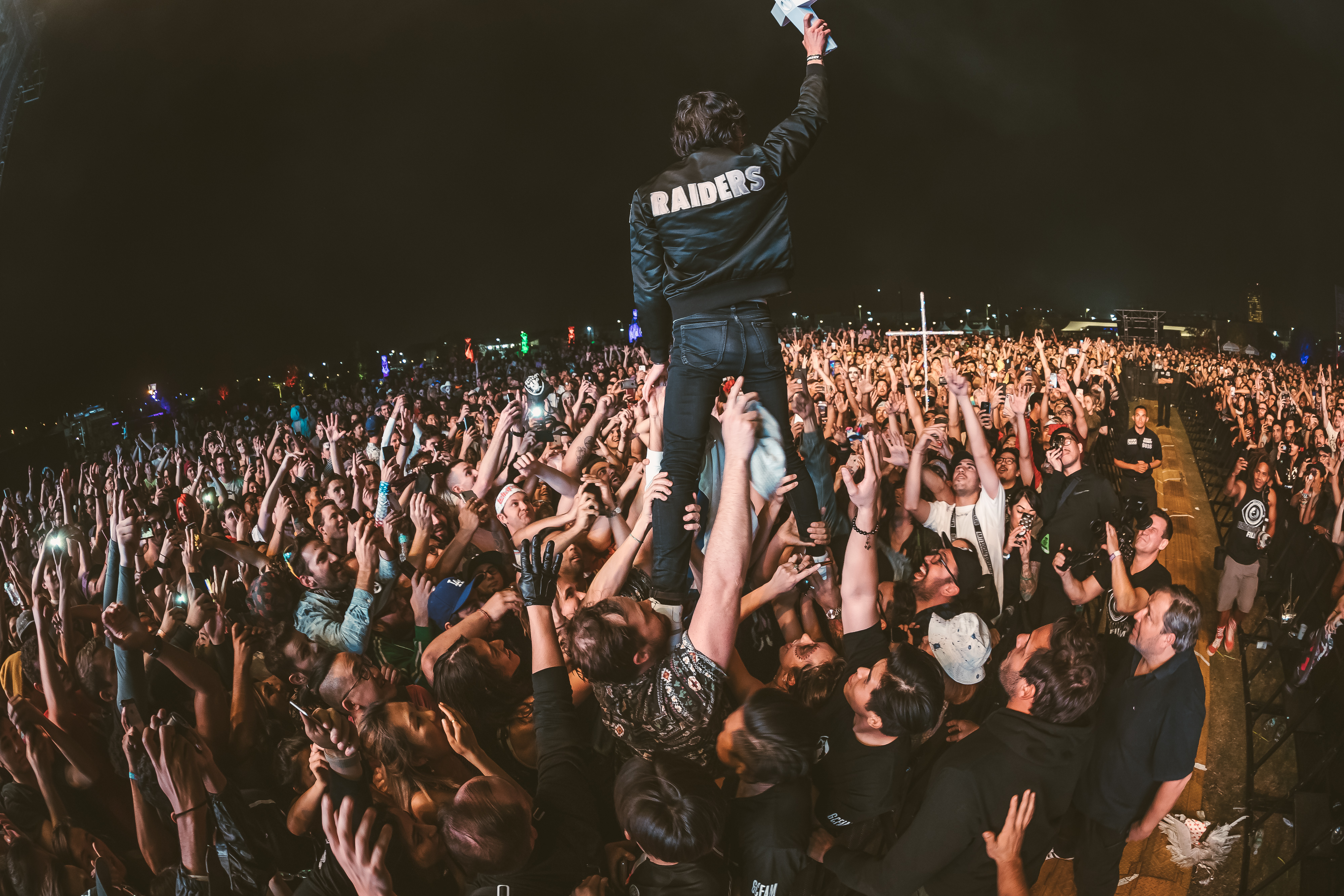 1541798318099-HARDDOTD2018_1103_225431-268_DRR
