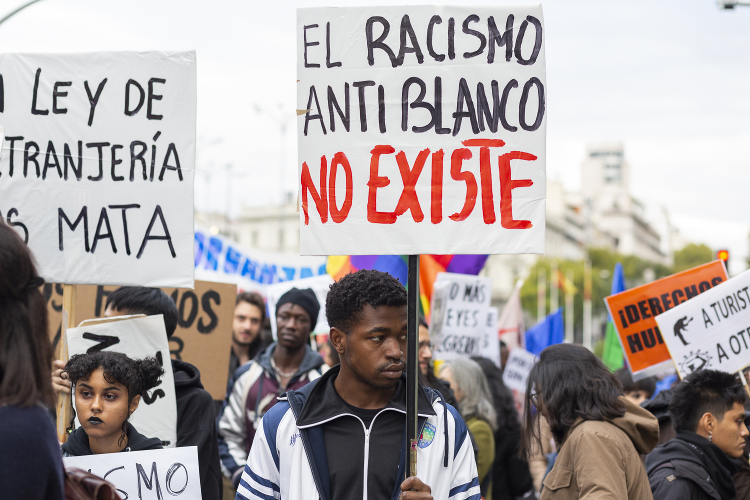 manifestación antiracista cierre cies Madrid 11N