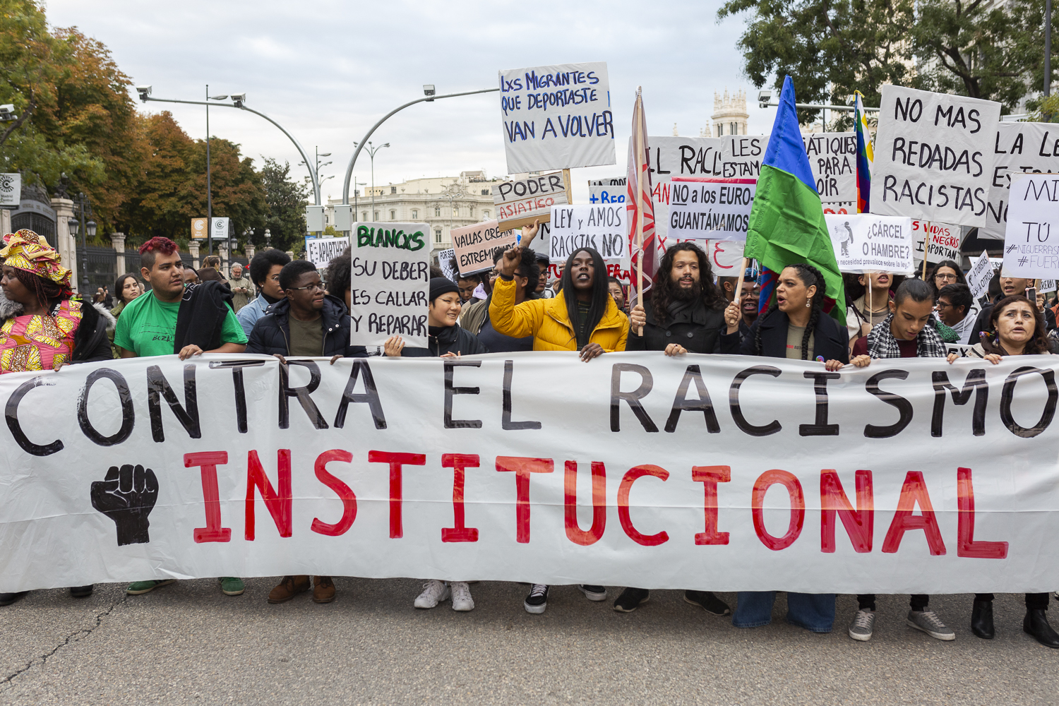 manifestación antiracista cierre cies Madrid 11N