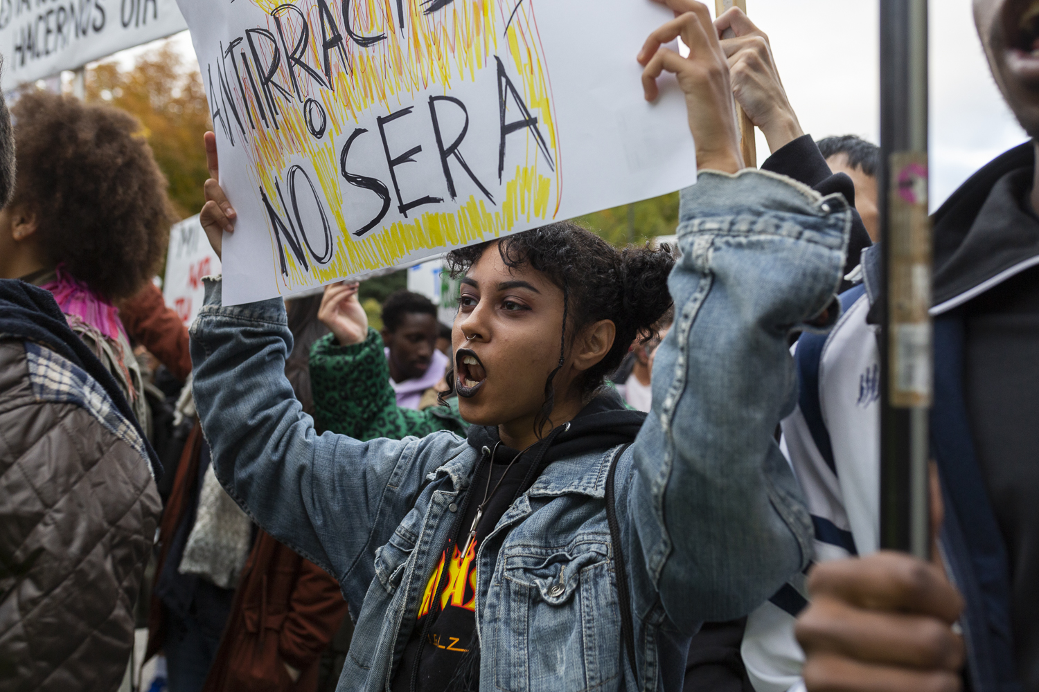 manifestación antiracista cierre cies Madrid 11N