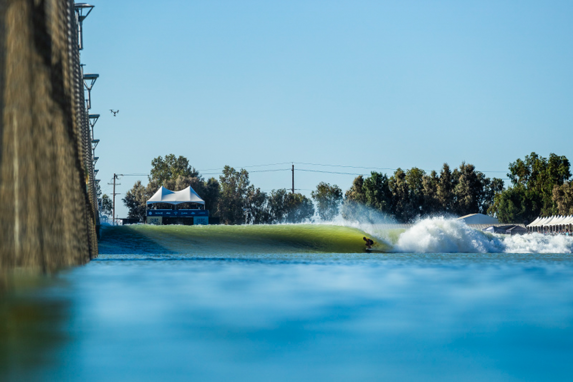 Artificial-Wave-Surfing-2-of-10