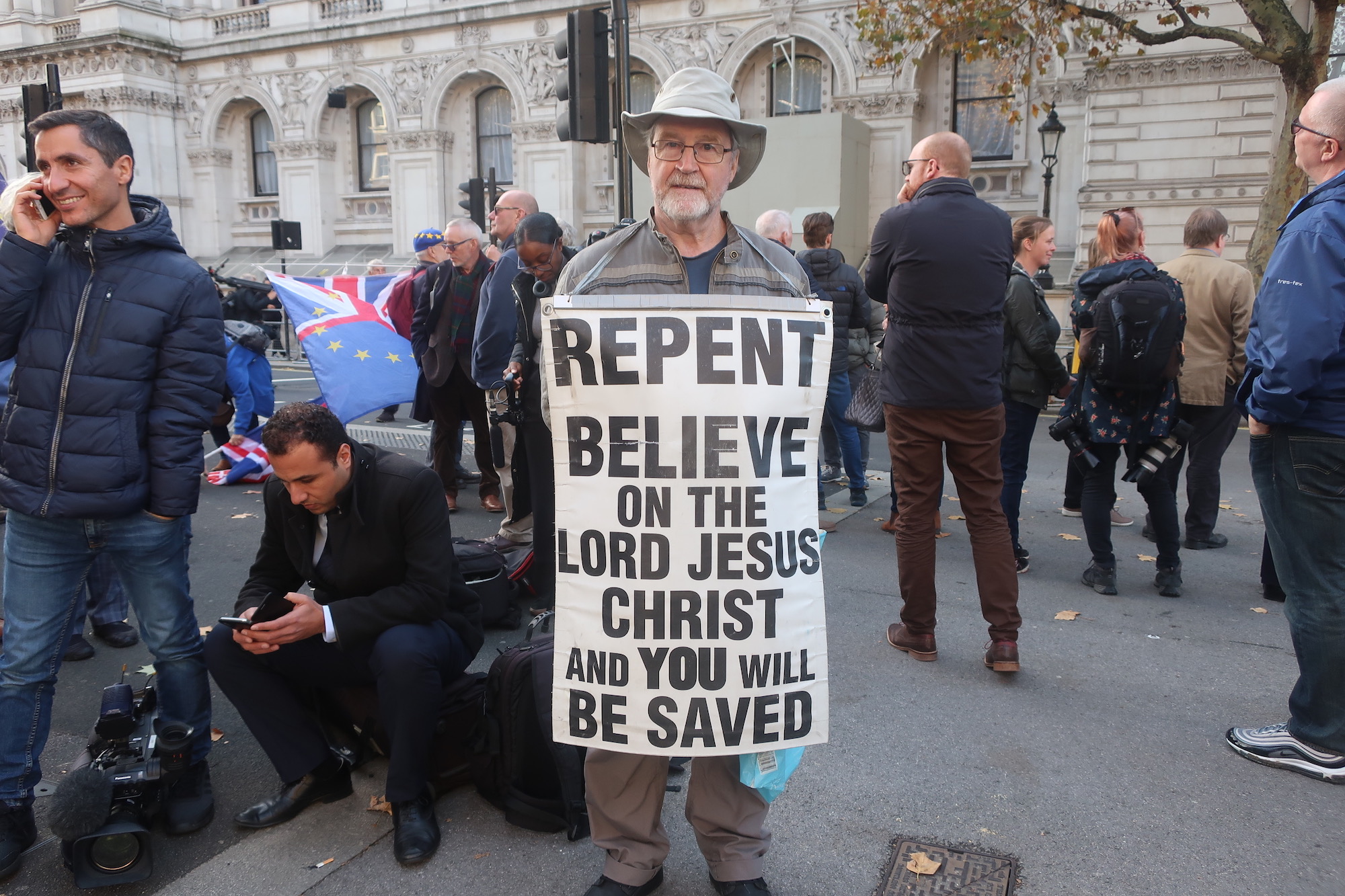 1542274225343-repent