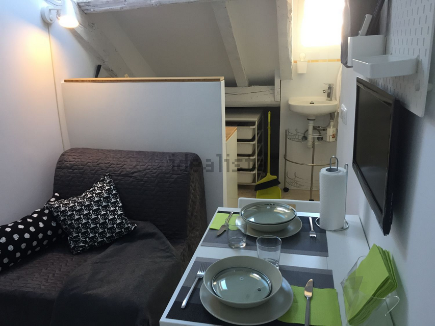 1542711956745-2018-11-13-16_34_14-Alquiler-de-Estudio-en-calle-de-Juanelo-18-Lavapies-Embajadores-Madrid