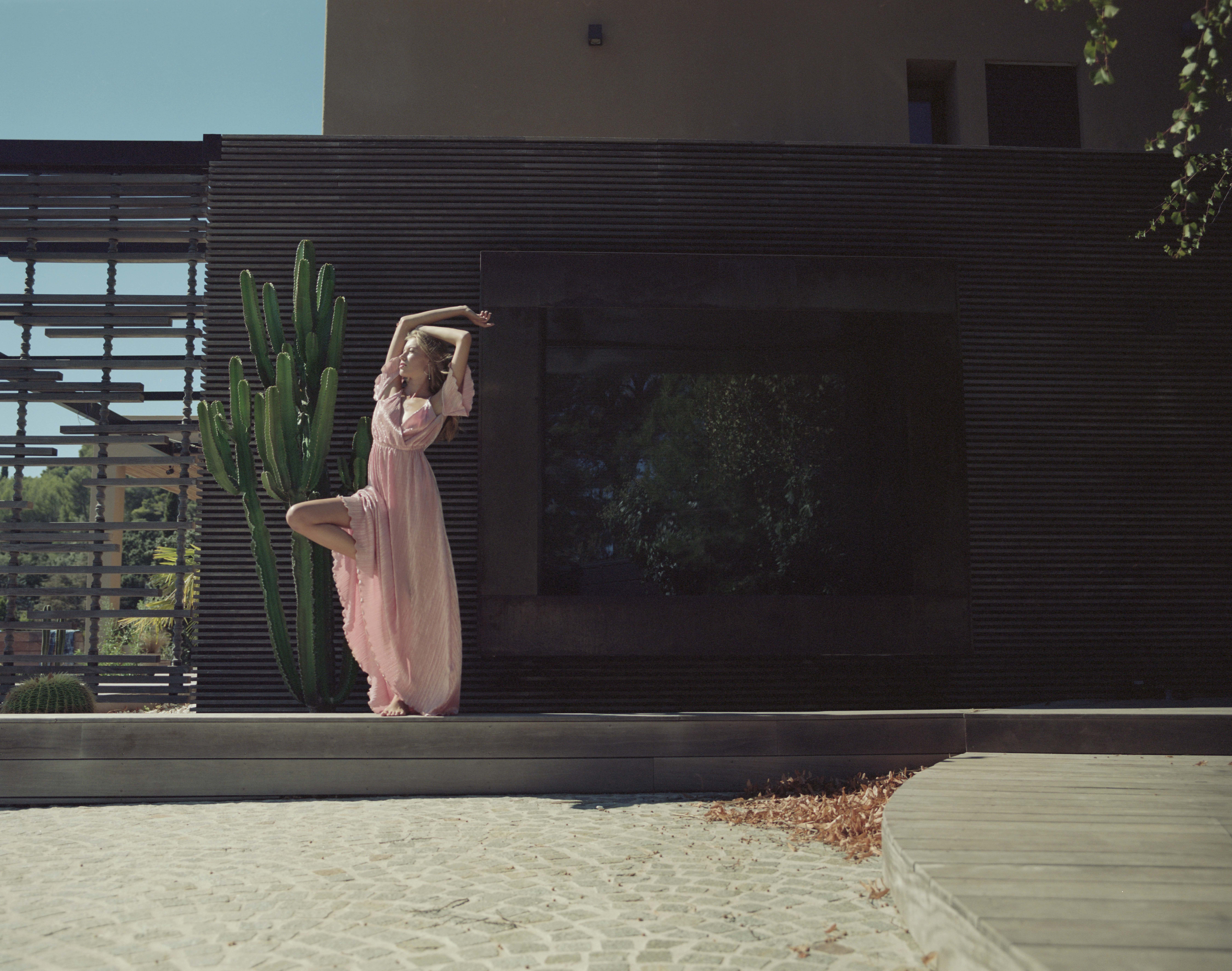 1542723371322-fotografia_JustCavalli_Editoriale_Marsillie_id_iditaly_occhiali_ss19_Resort19_stellaAsiaConsonniStella-Asia-Consonni-012m