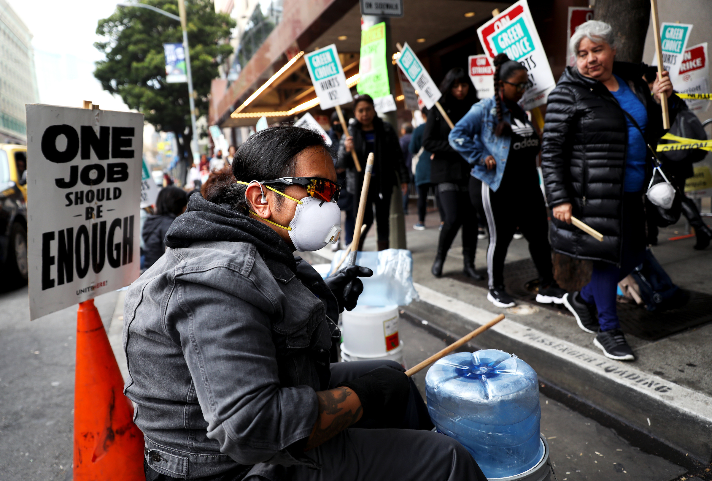 1542748971726-sf_smoke_ymj_04