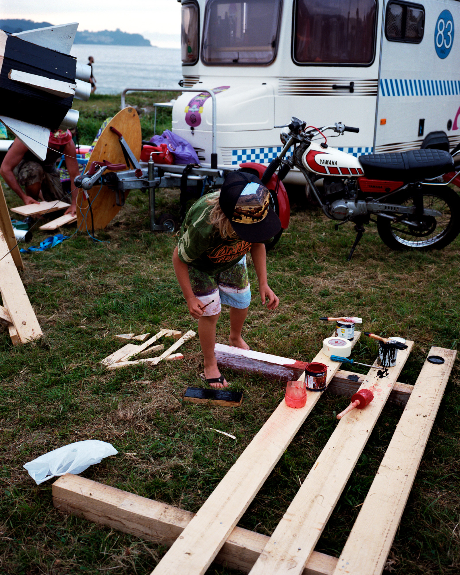 1542873768265-MOTORBEACH_MAMIYA_ROLL01_-2-1