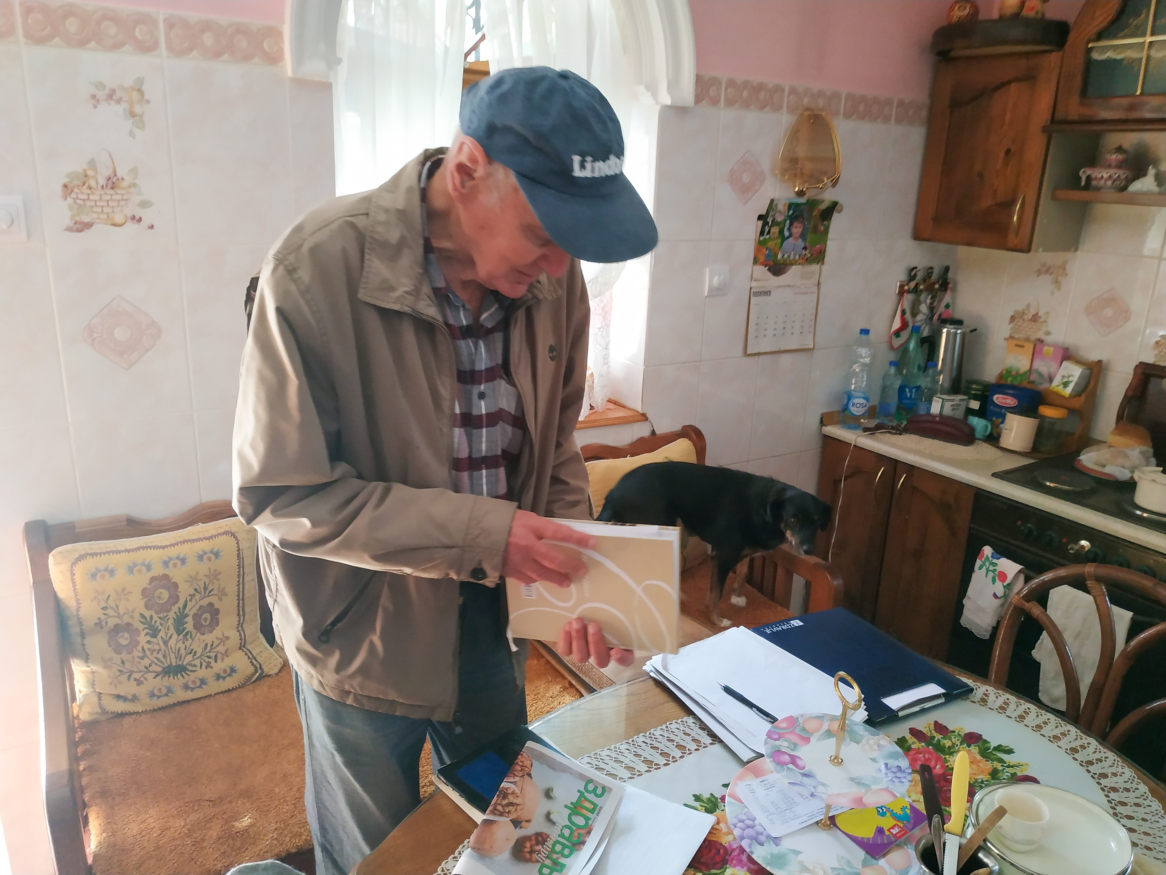Siniša Pavić u svom radnom okruženju
