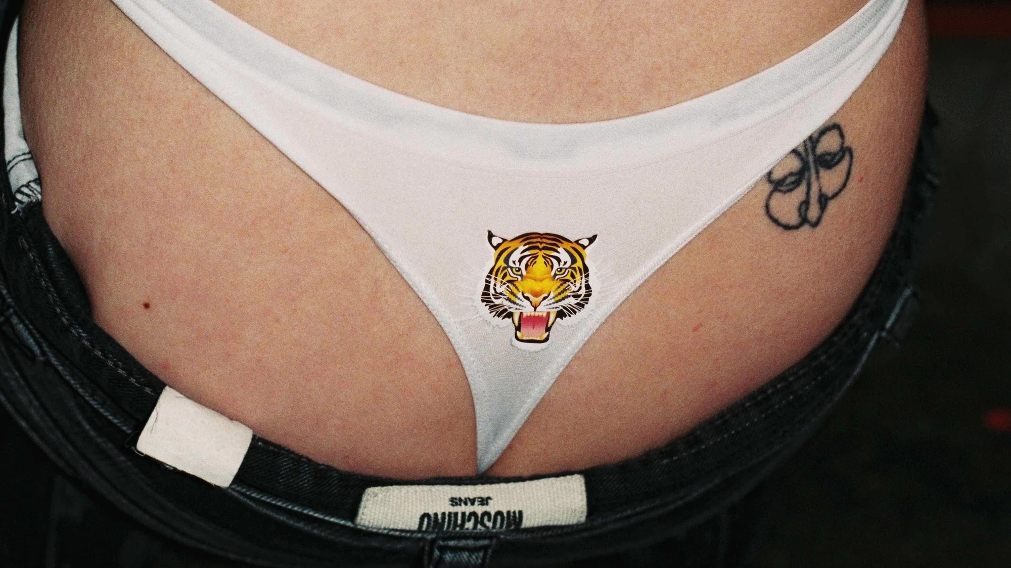 1543482707415-1511523676564-Tiger-Tanga