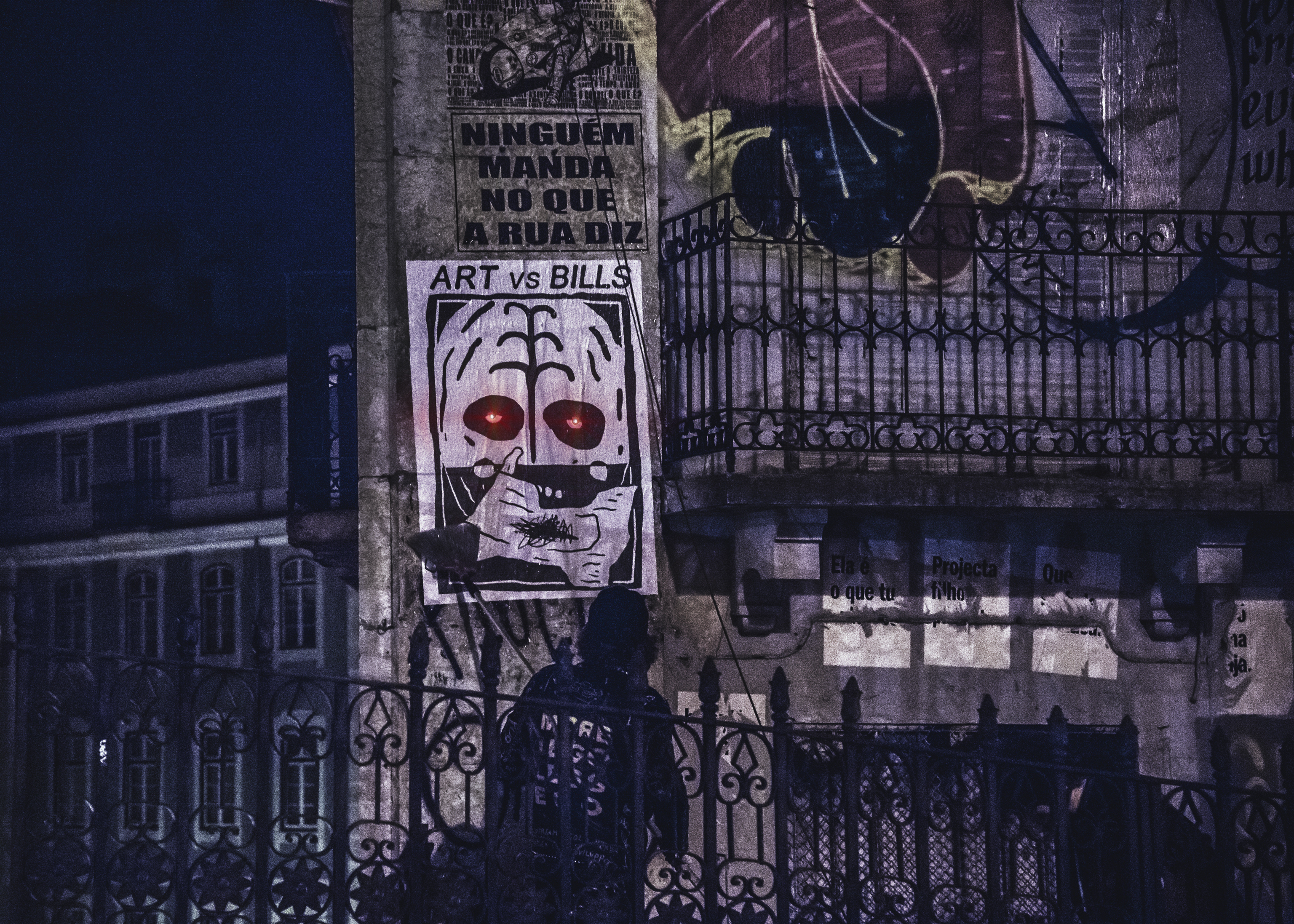1544436018470-Fiumani_SRico028-led-streetart