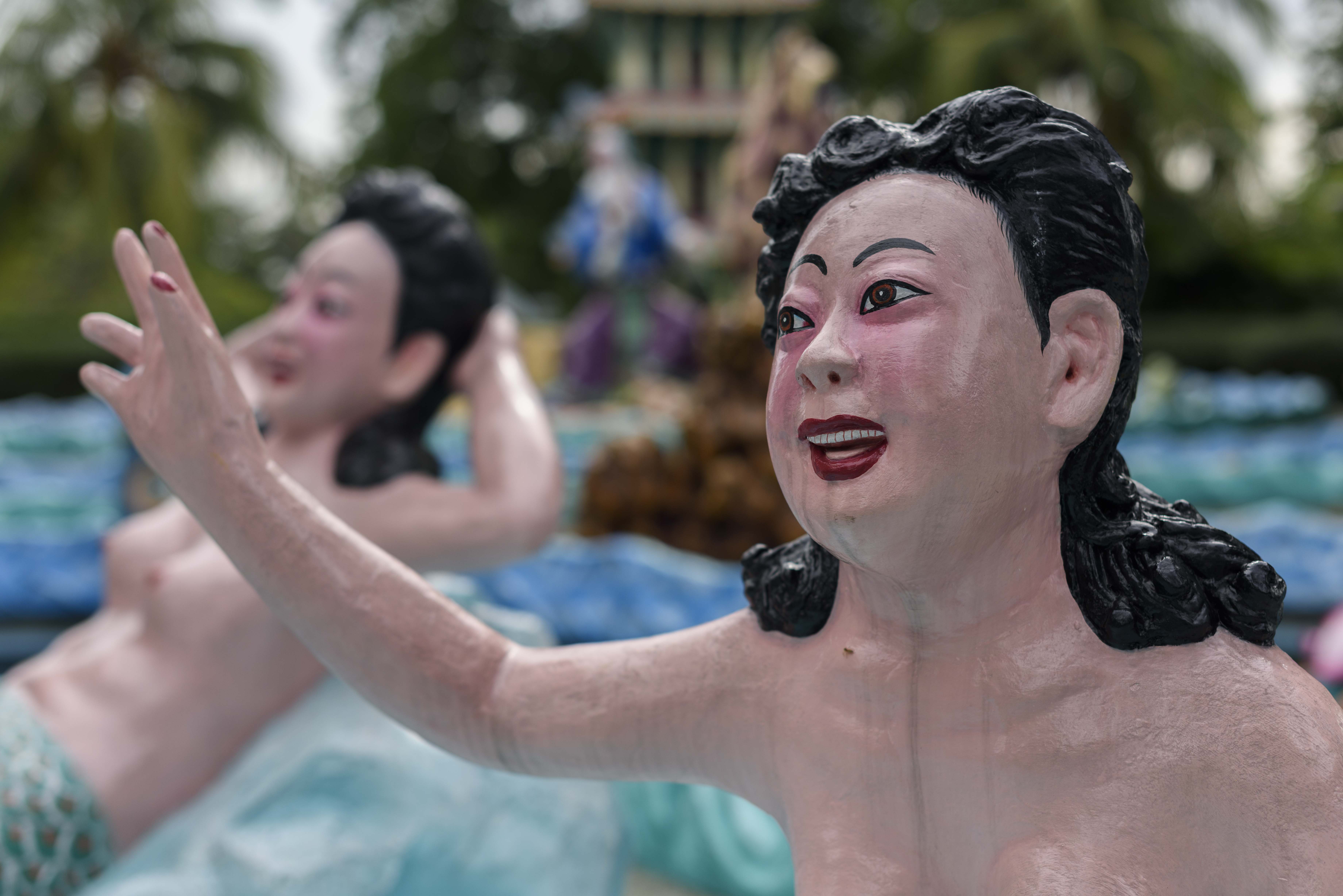 1544519158871-Mermaids