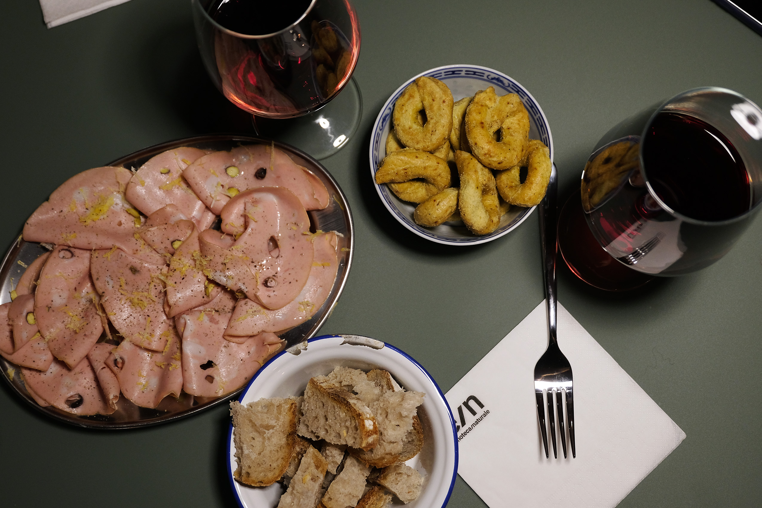 Aperitivo Enoteca Naturale Piazza 24 maggio