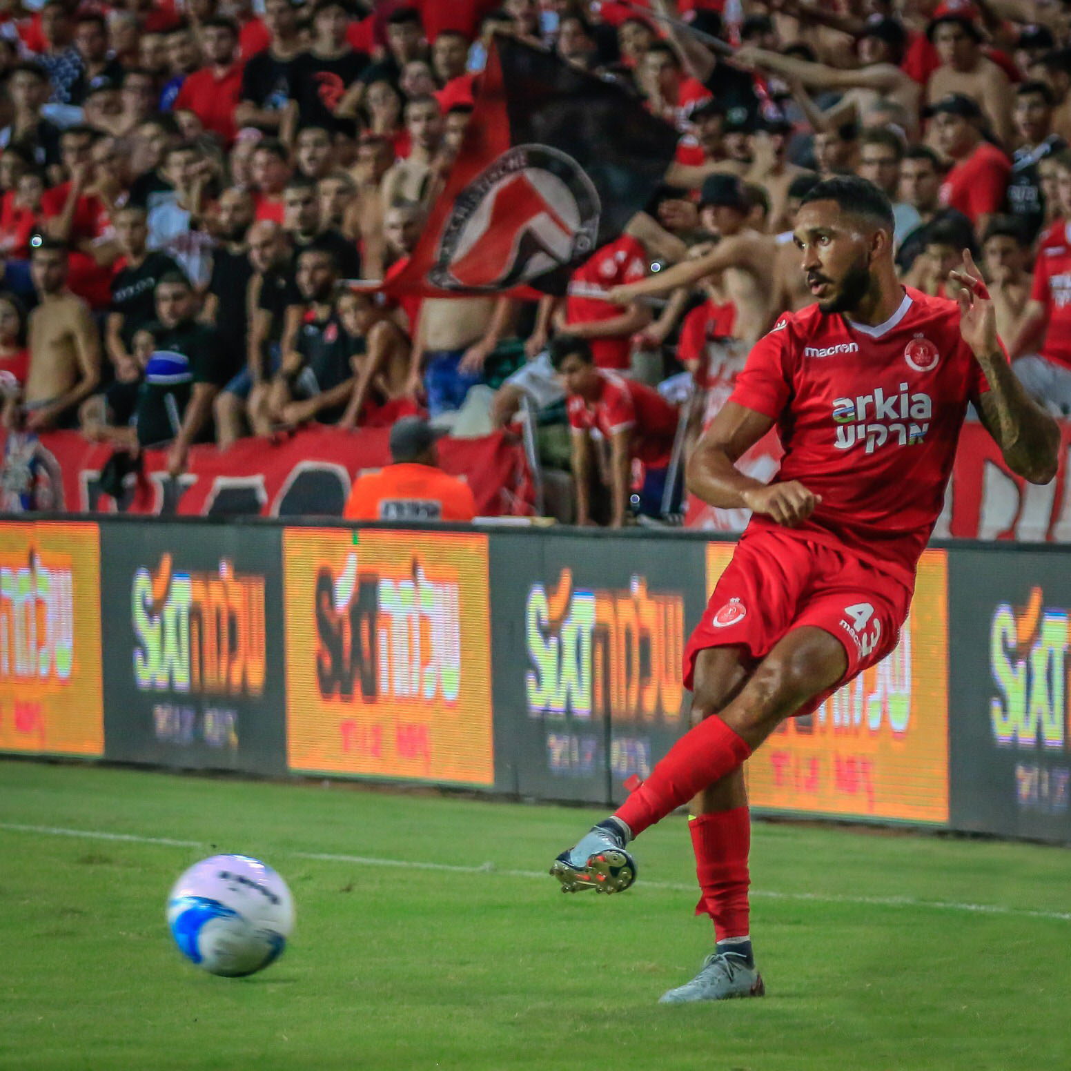 marvin-peersman-voetballer-apoel-tel-aviv