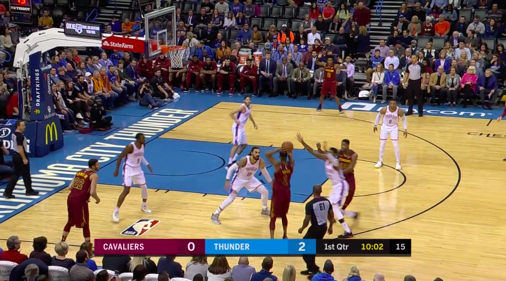 Alex Abrines is in the paint