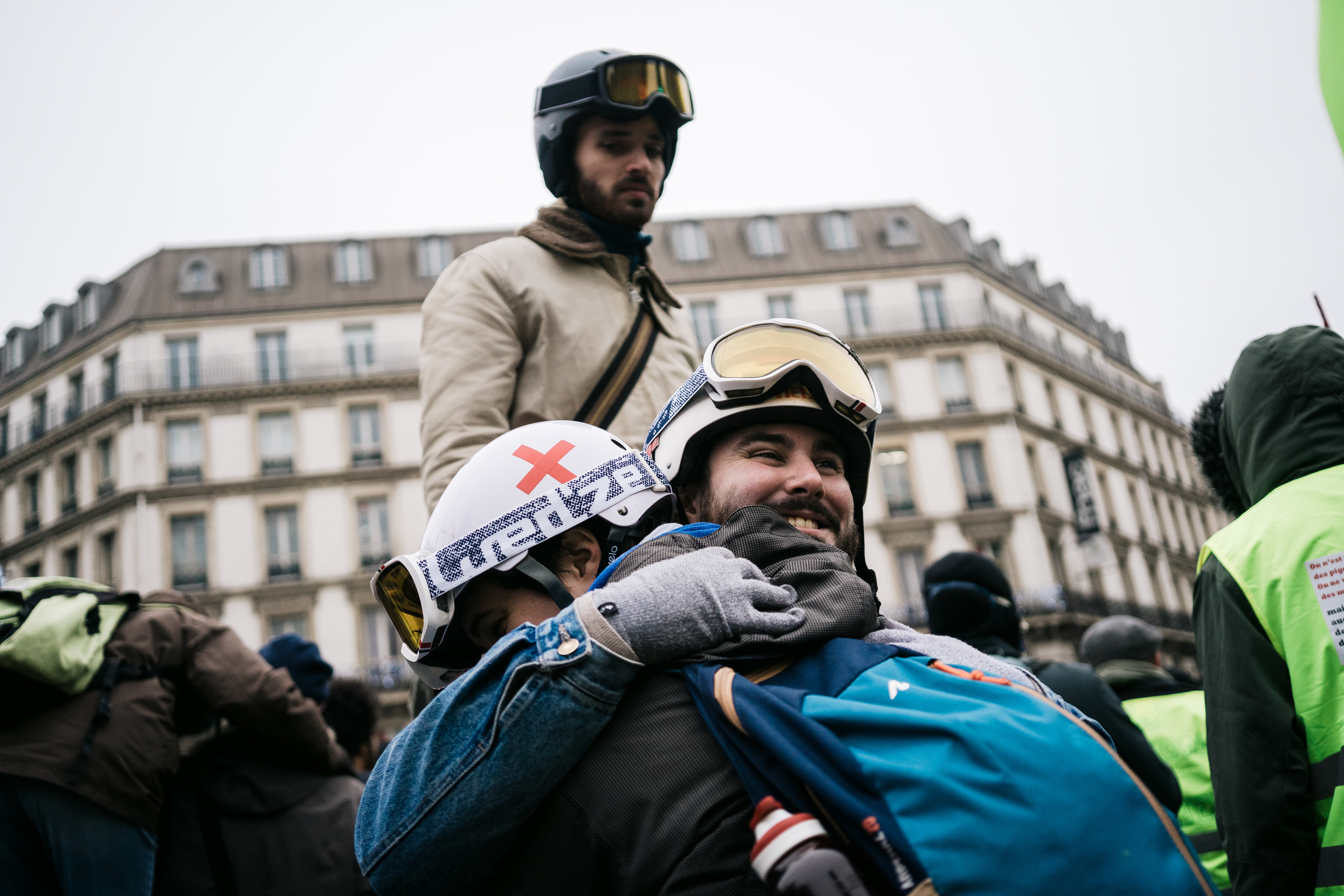 1545039695860-HL_MREYNIE_STREETMEDIC-9