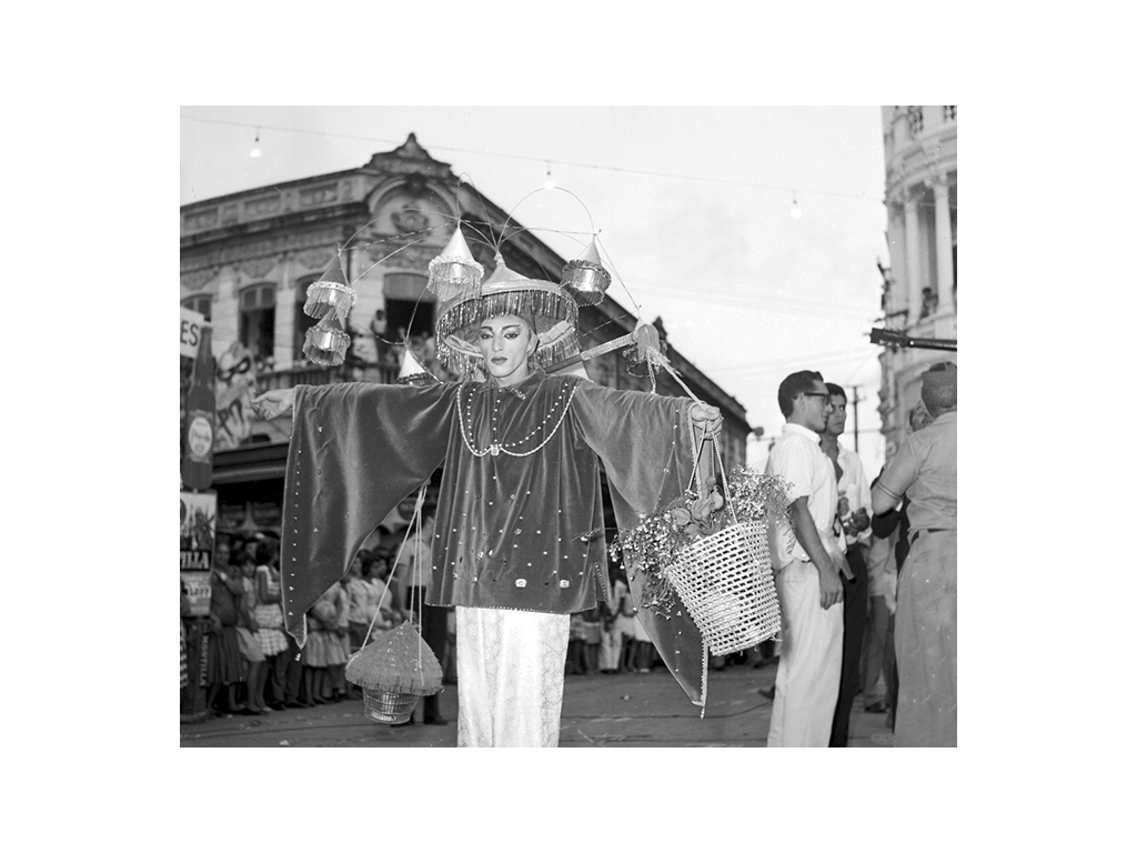 1545073458705-carnaval