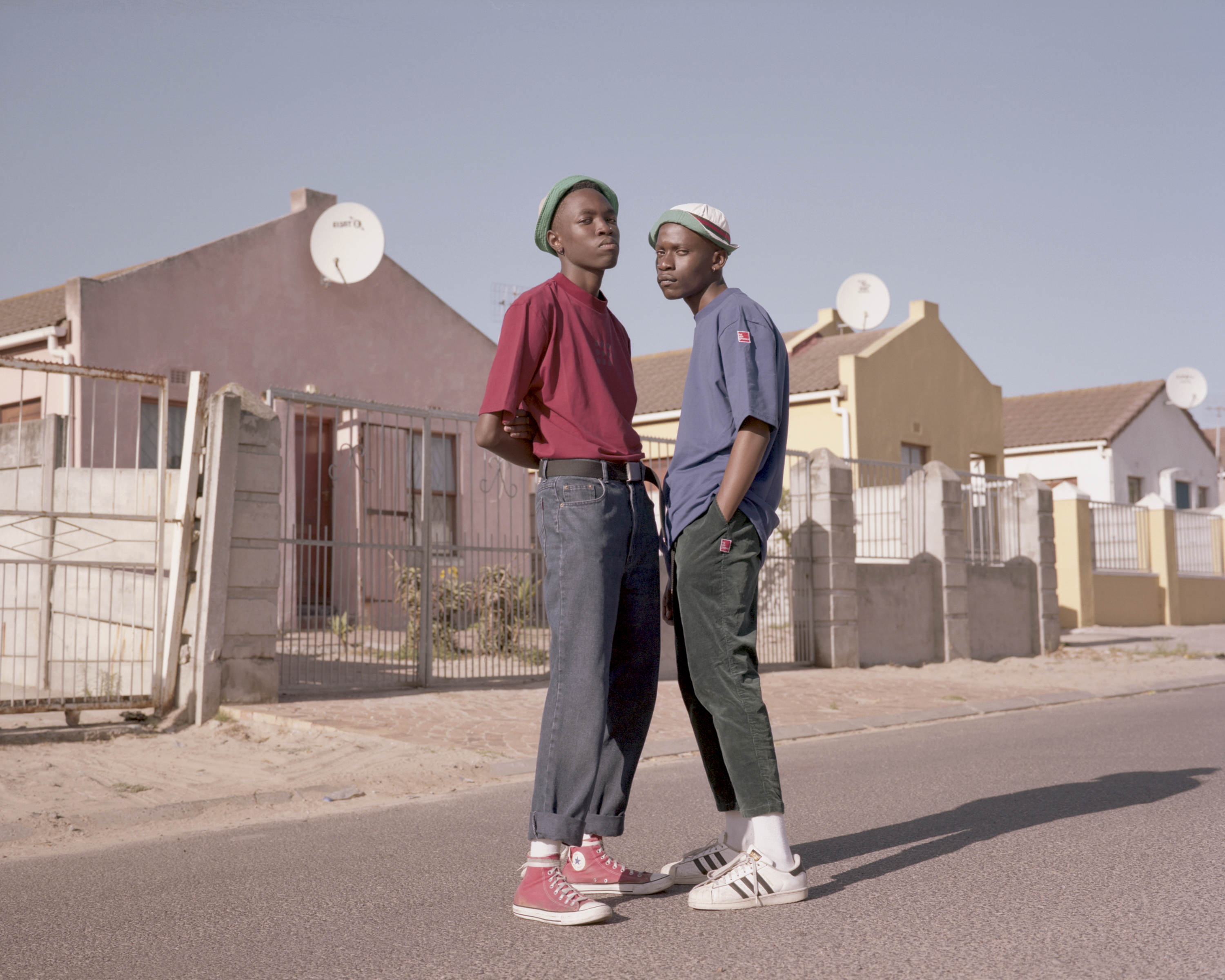 Twee Zuid-Afrikaanse jongens in Kaapstad