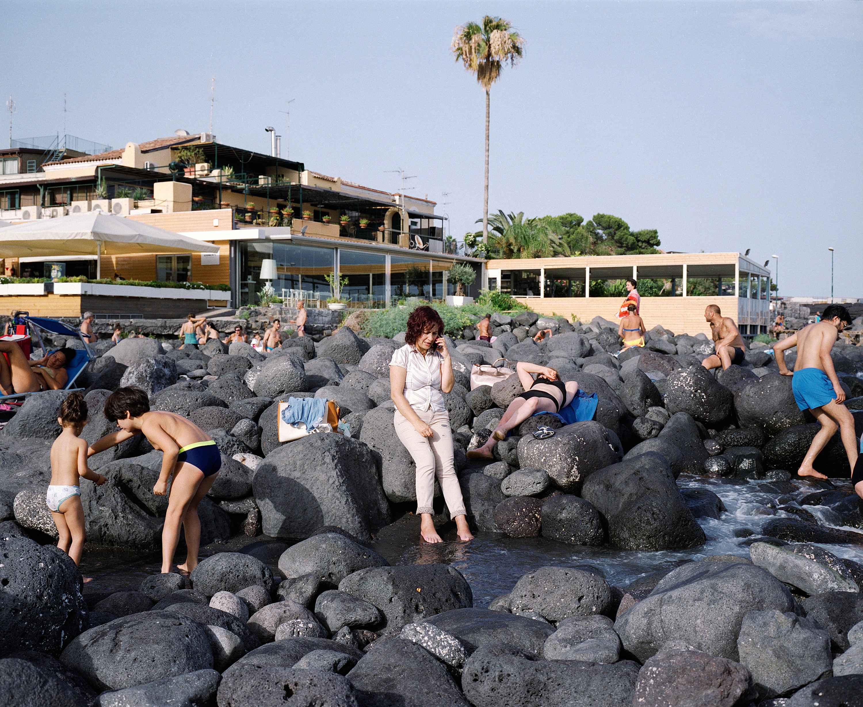 1545219288023-asaf-einy-adolescenti-siciliani-libro-fotografico-10pm_sunset_10