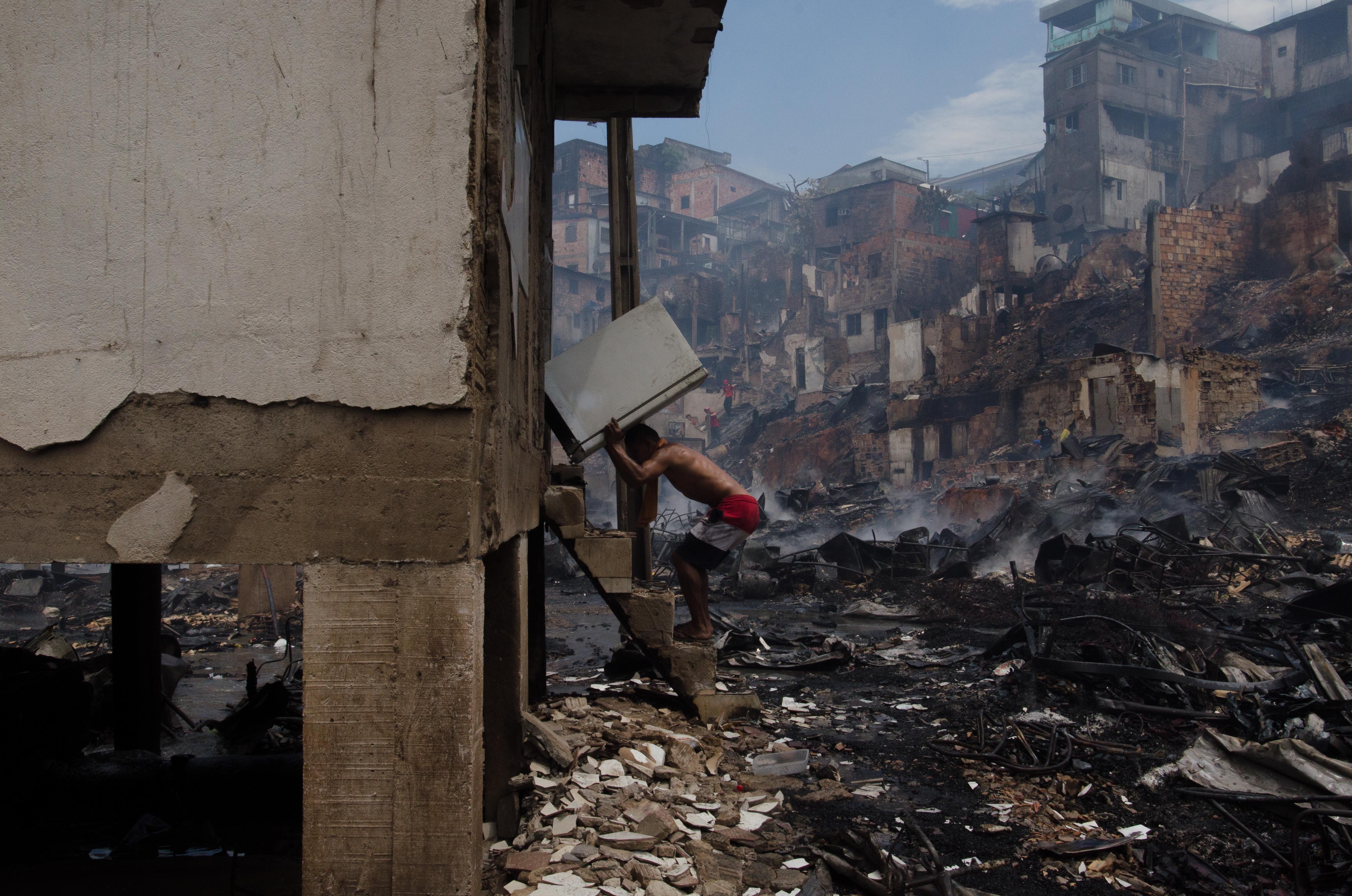 1545226670514-IncendioManaus_ChristianBraga-8