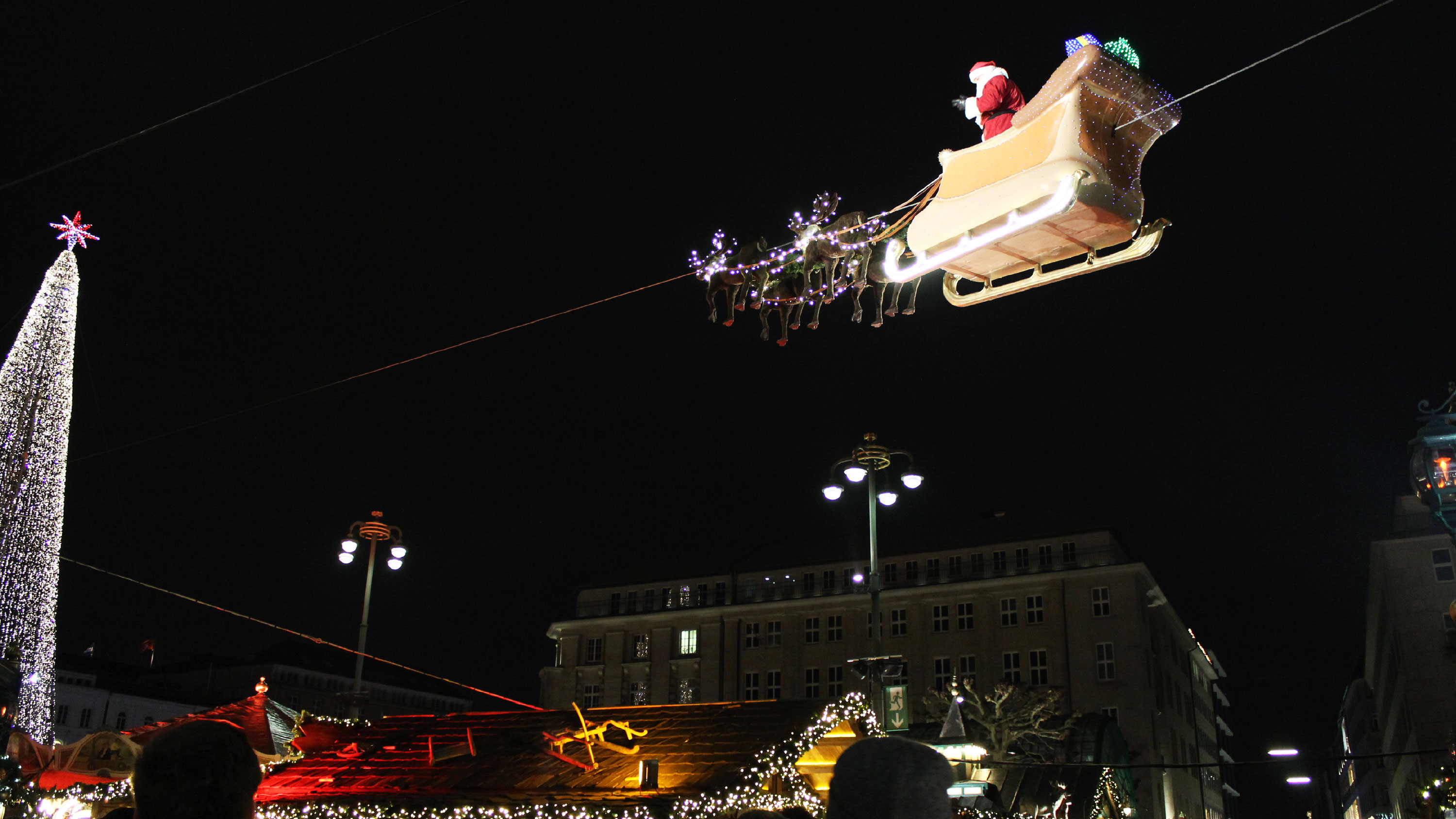 Fliegender Weihnachtsmann