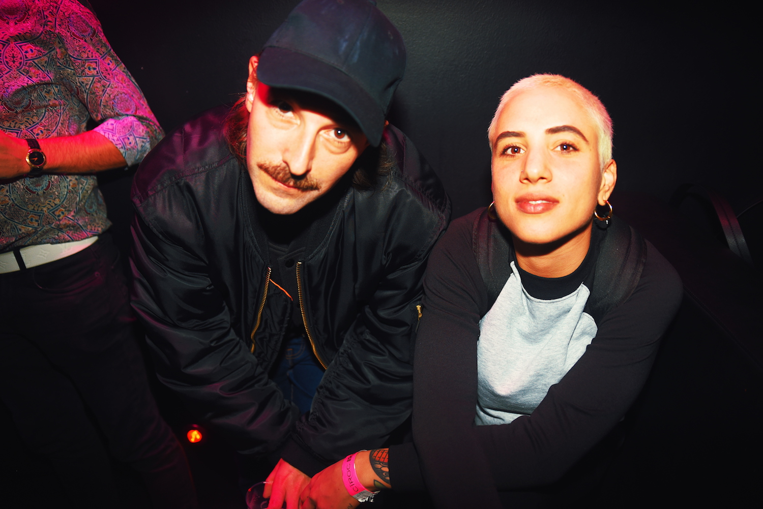 1545401831090-asian-rave8