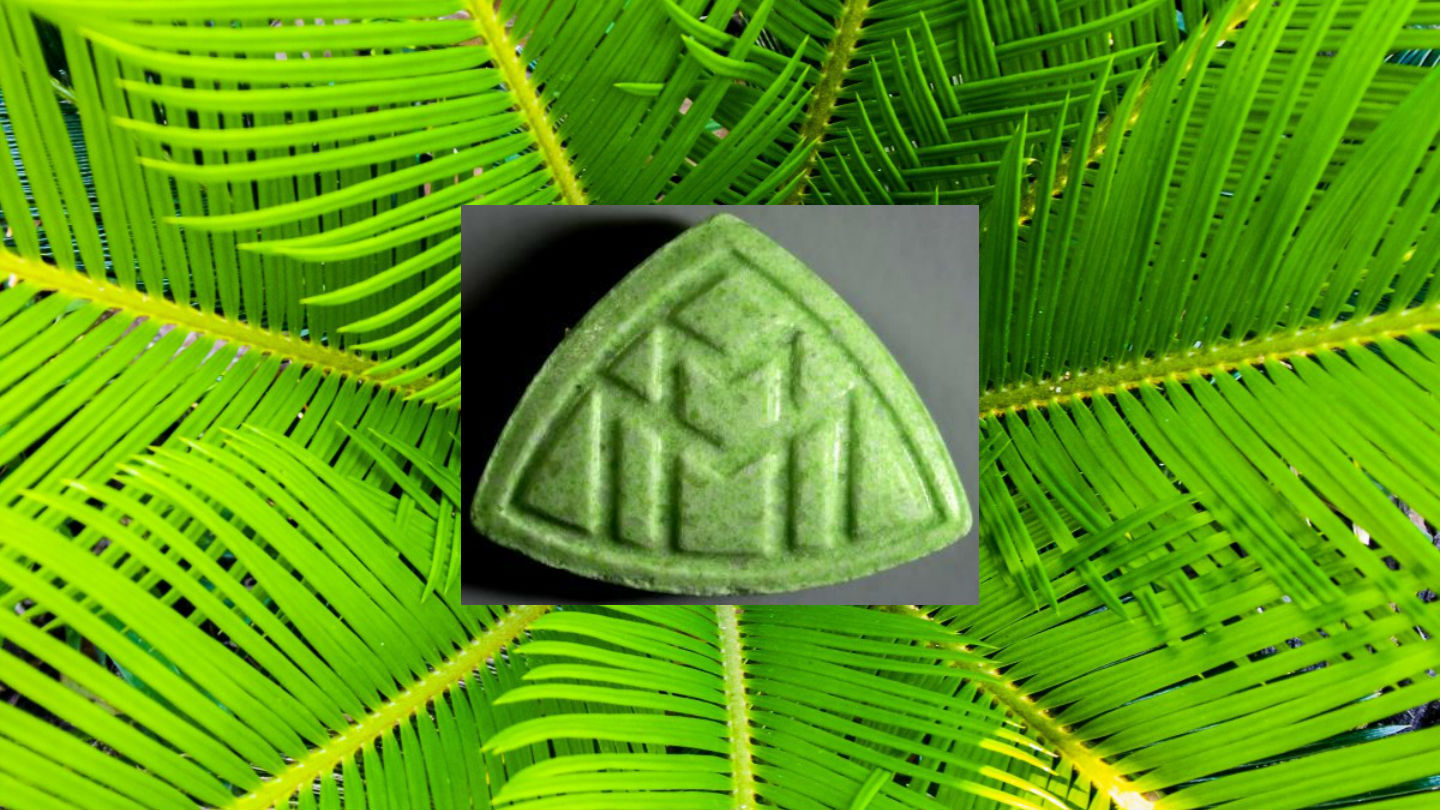 1545995079326-ecstasy-pille-hellgrun-maybac