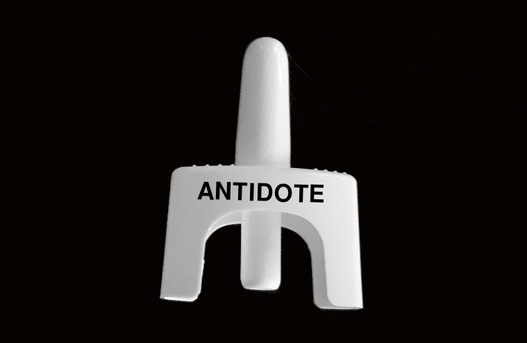 1545998932543-Antidote-Naesespray