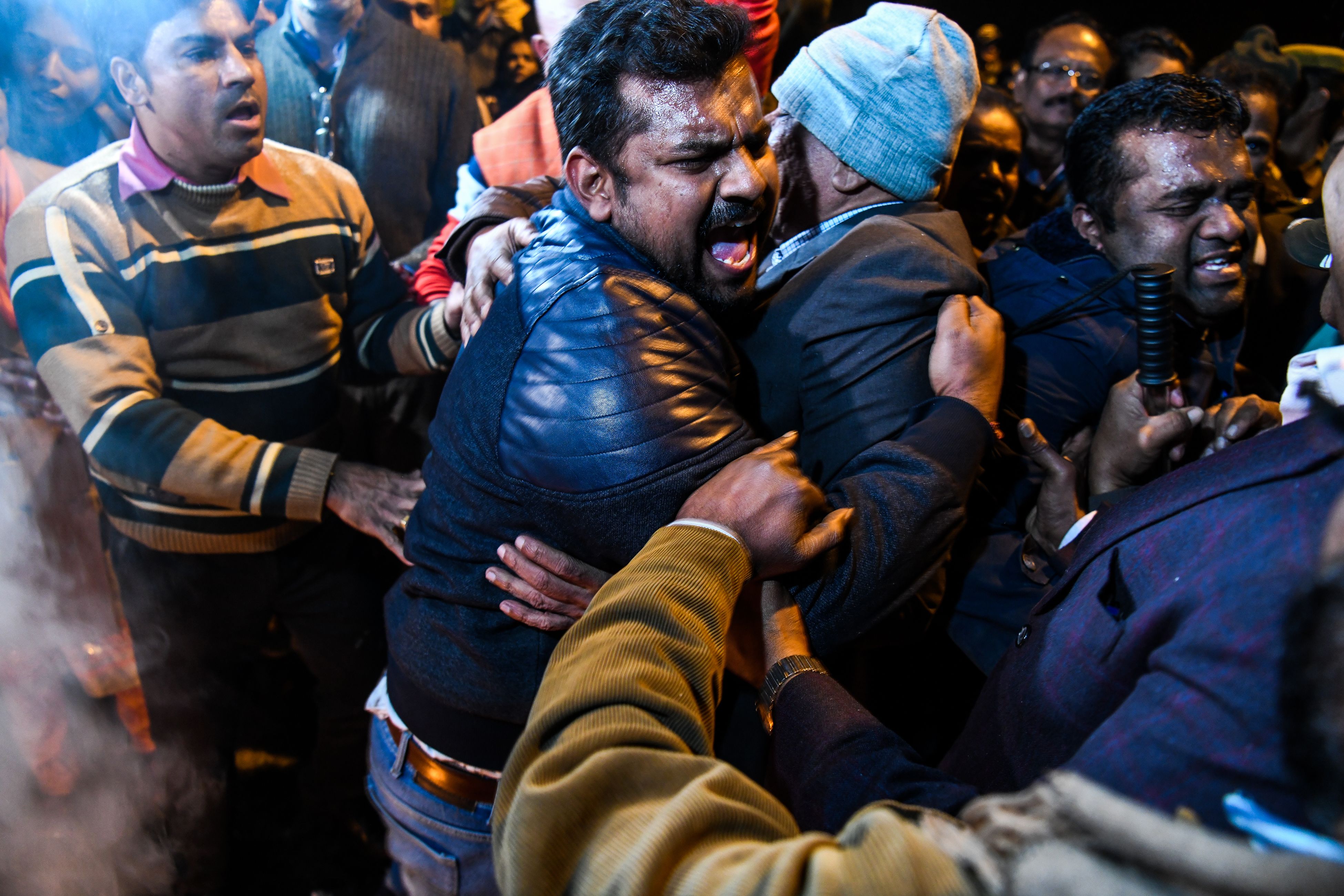 1546610394741-GettyImages-1076618456
