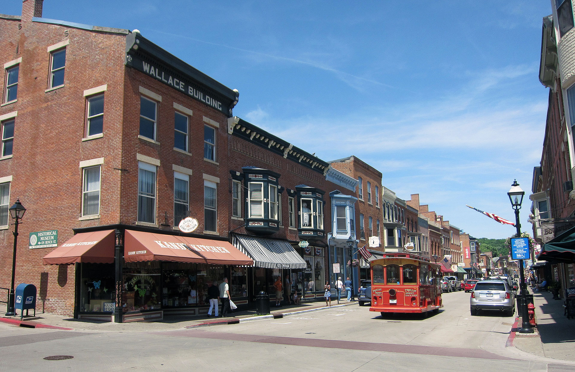 This town small. Galena Иллинойс. Шелбивилл Иллинойс США. Город Гринтаун штат Иллинойс. Город Дакота штат Иллинойс.