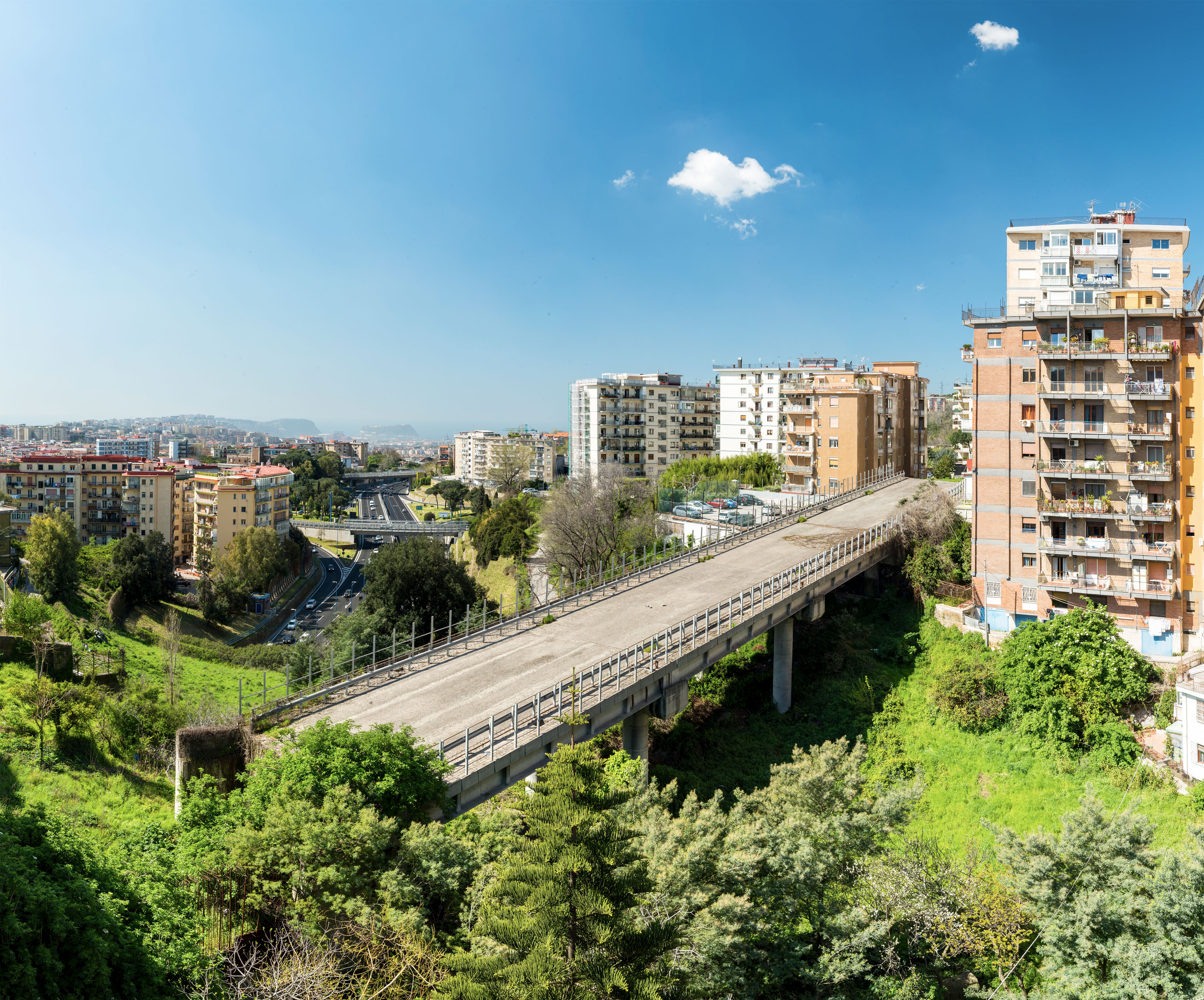 Alterazioni Video, Viadotto San Giacomo dei Capri Vomero—Napoli