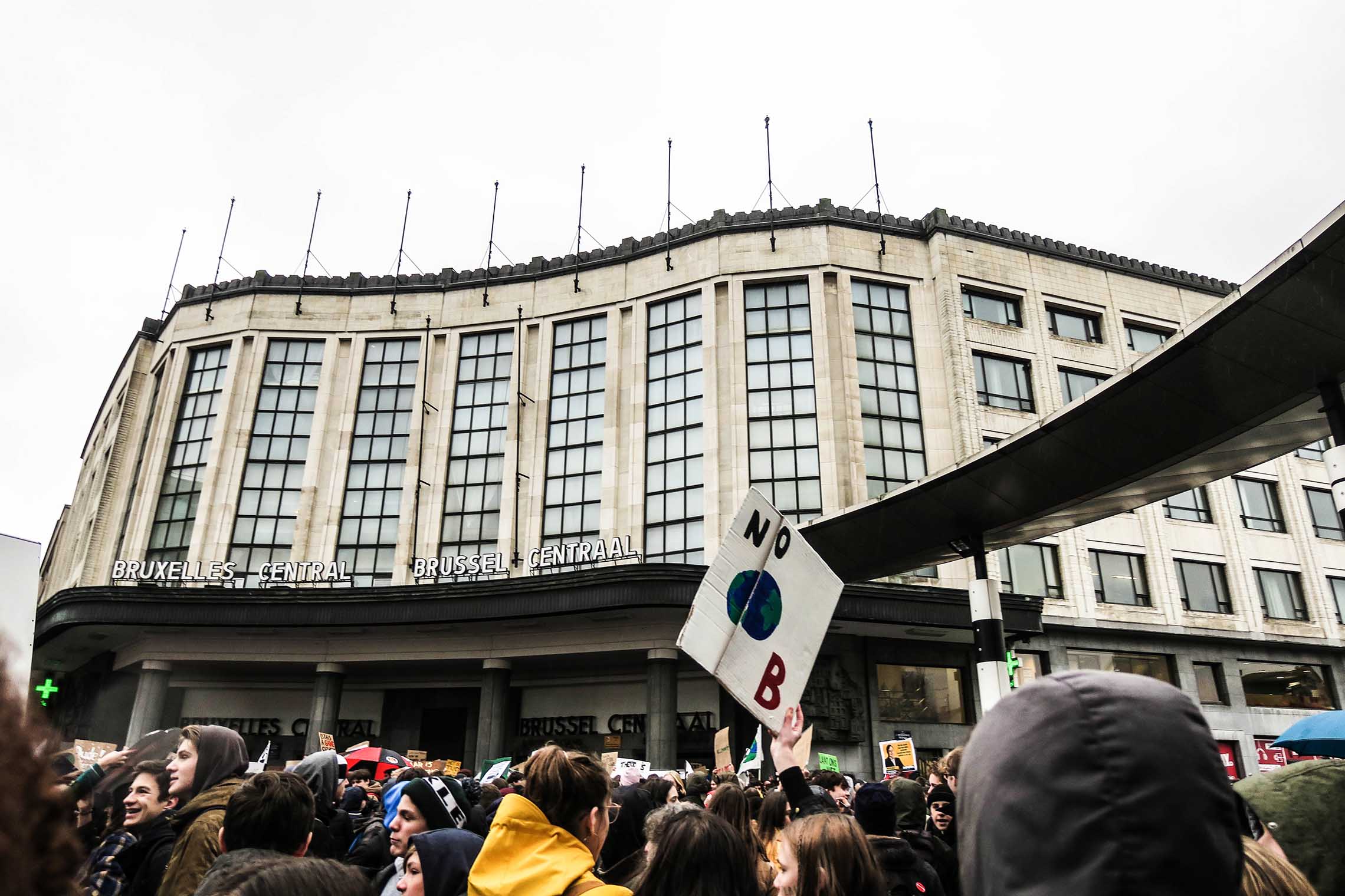 jongeren-klimaatmars-brussel-centraal-duizenden