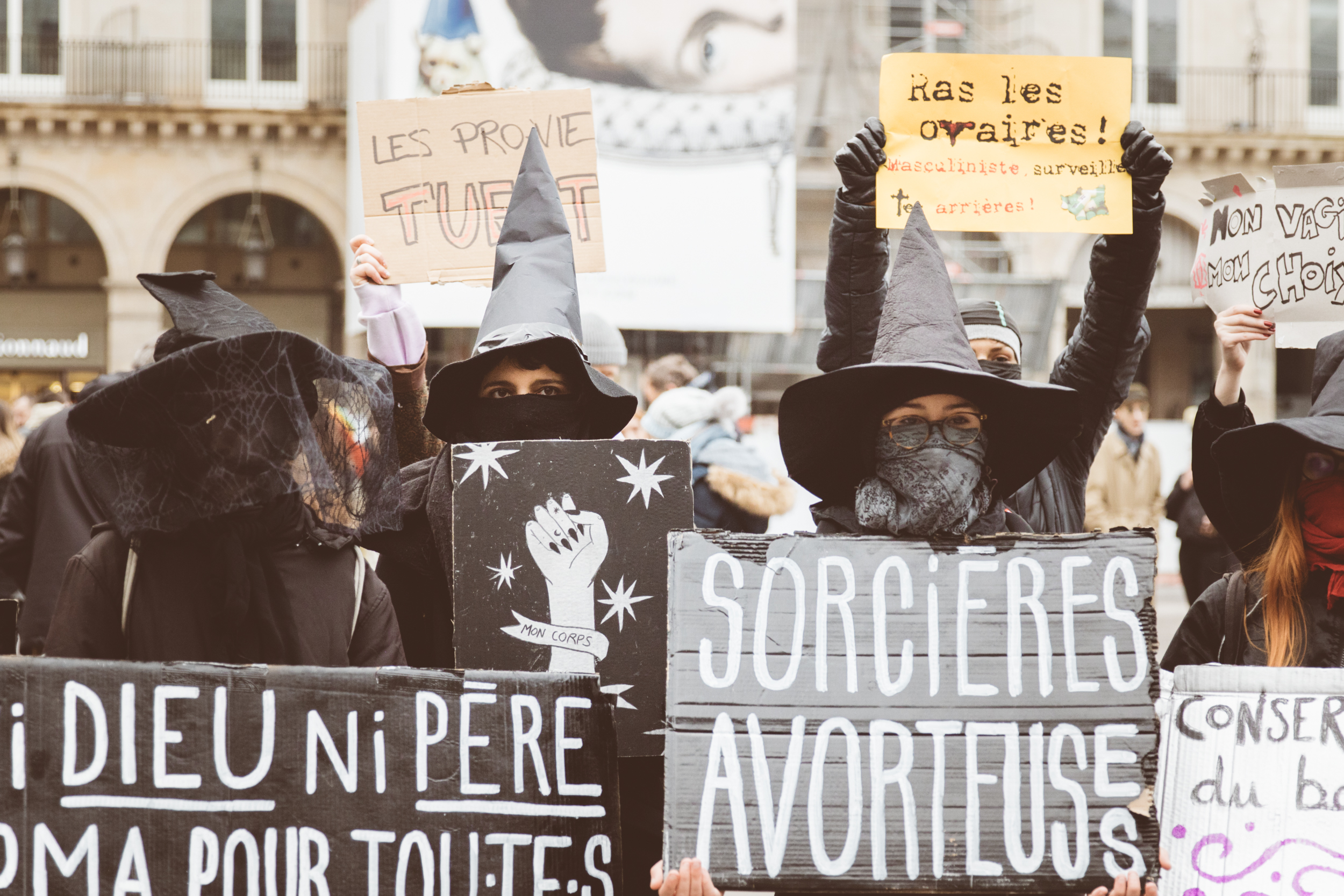 1548066480517-risposte-feministe-contre-marche-pour-la-vie-whtich-bloc-1625