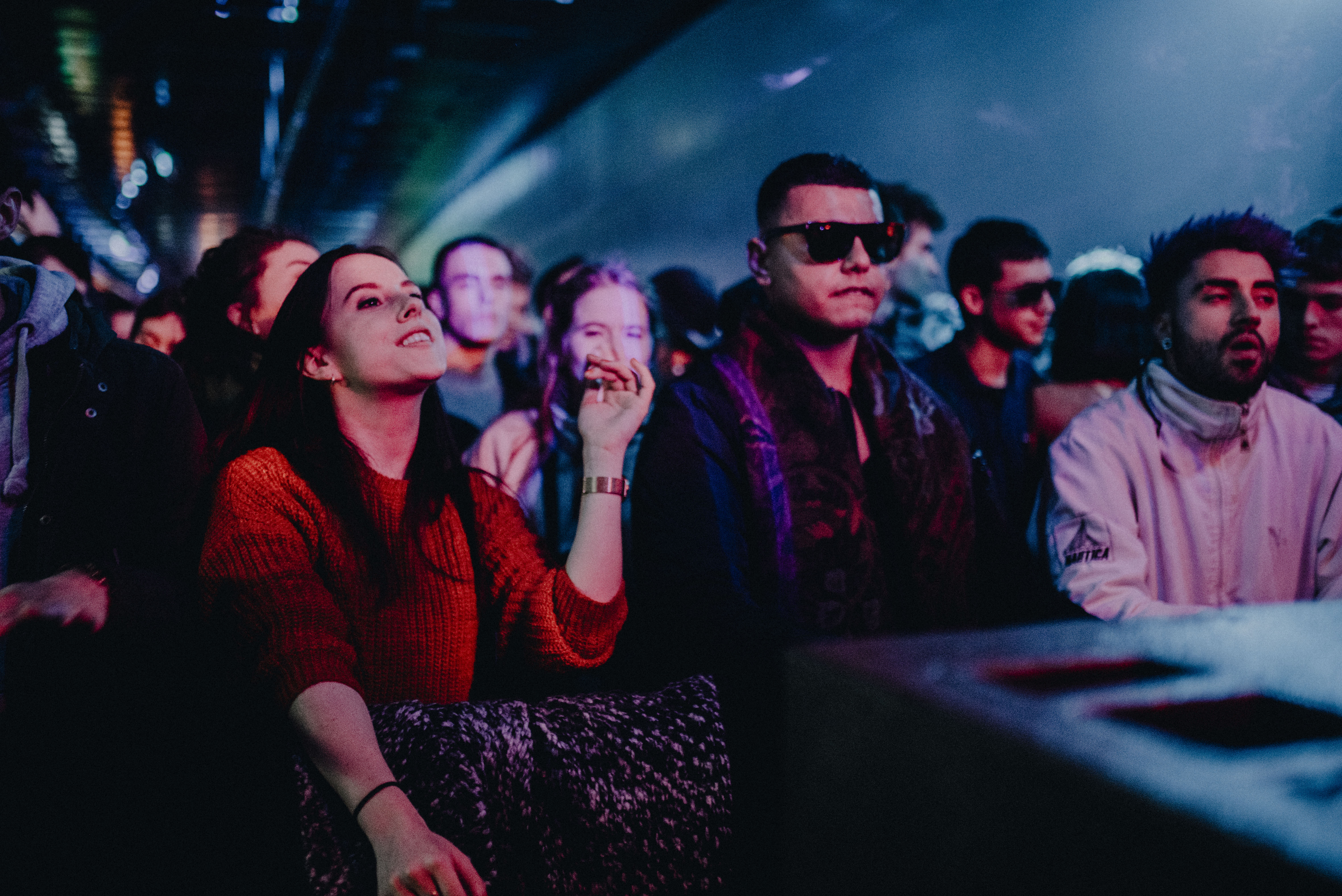 Fuse-tunnel-rave-hallepoorttunnel-feestgangers