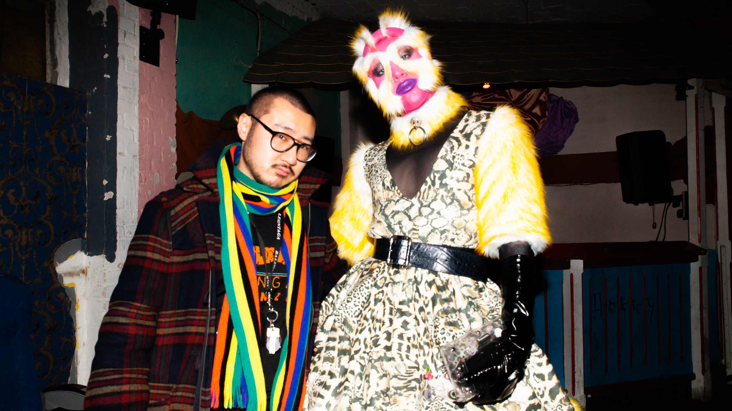 Bunt und grell auf der Fashion Week unterwegs