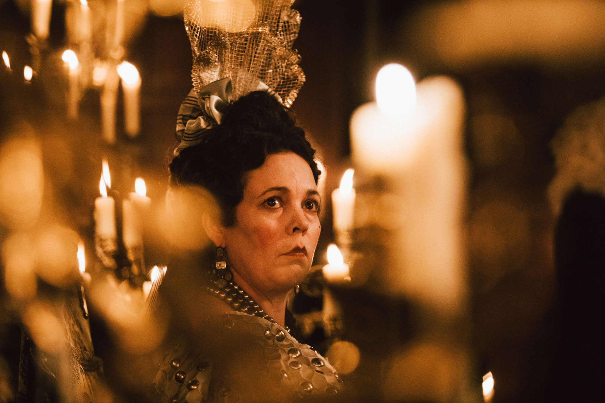 1548083378049-the-favourite-film-olivia-colman