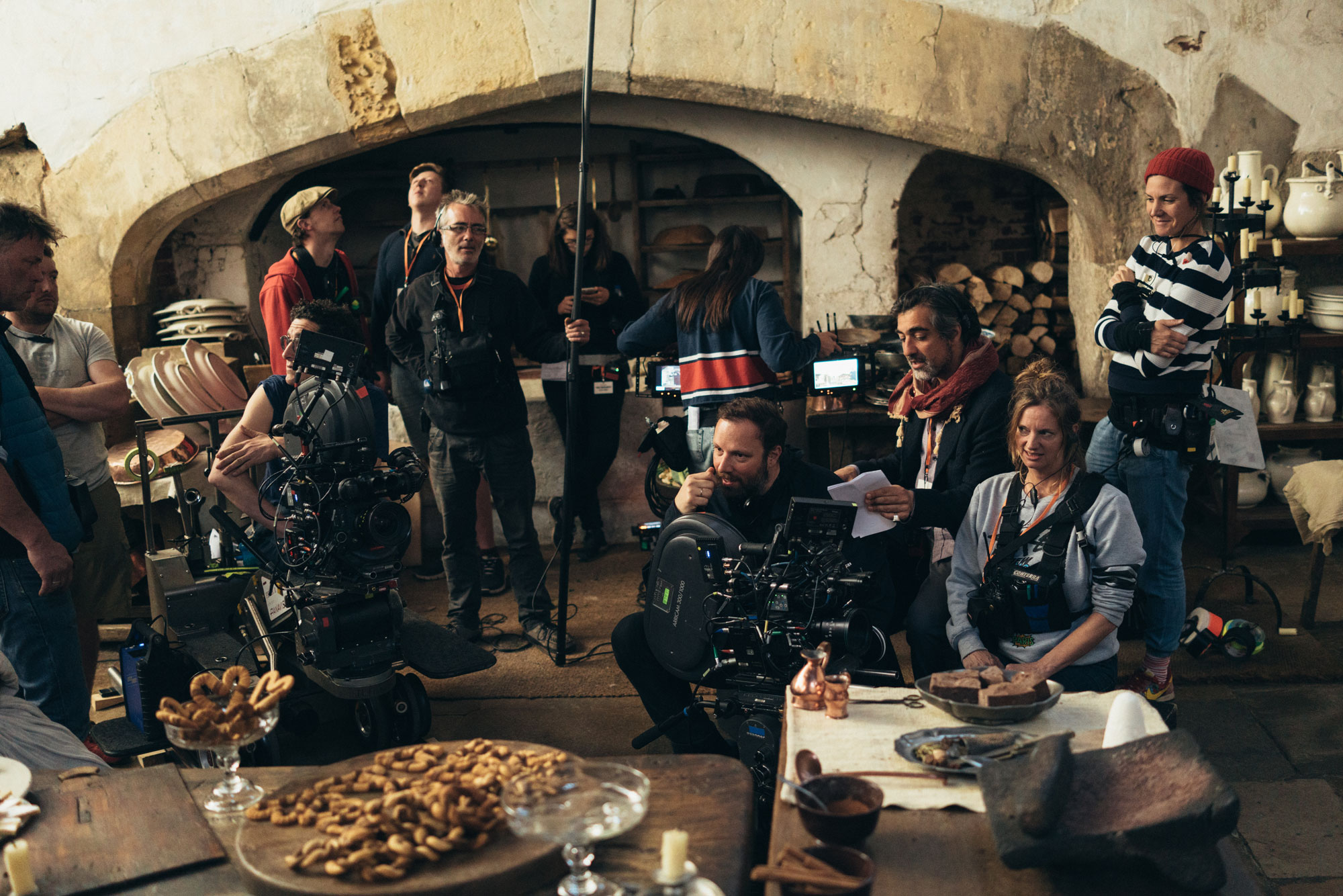 1548083394423-the-favourite-film-olivia-colman1